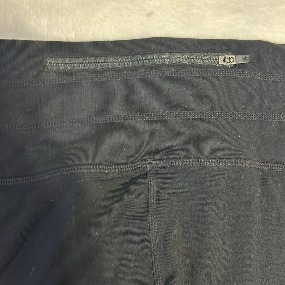 Athleta Relay black Capri cropped leggings - Picture 6 of 11